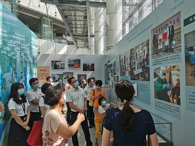 ս���ߡ���ʵ��μ������ѵ�֧����ǰ�п���Ӣ���¾�